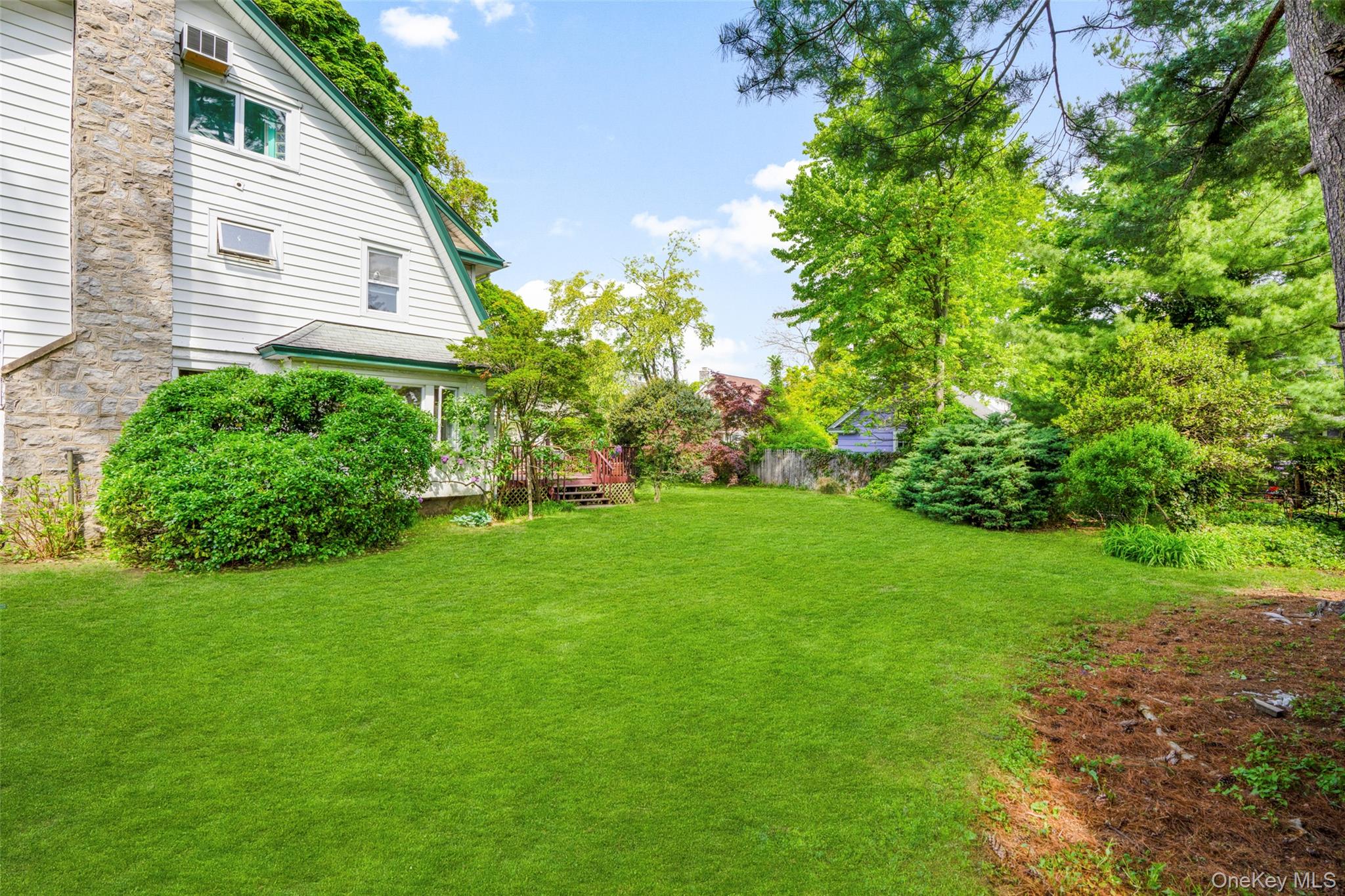 197 Coligni Avenue Property Photo 32