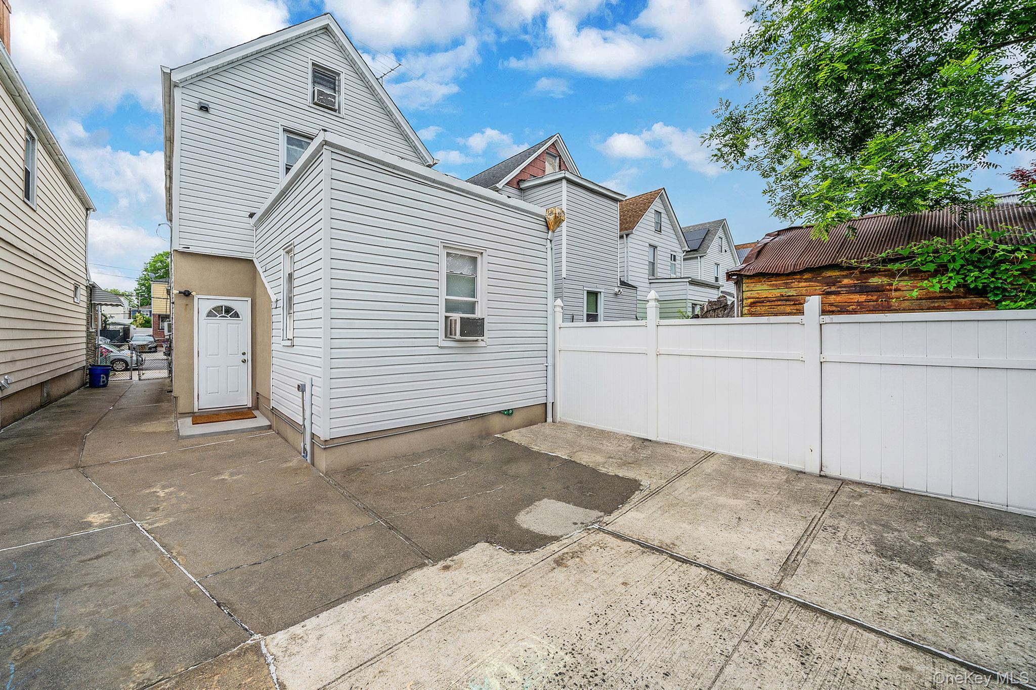 23-47 101st Street Property Photo 4