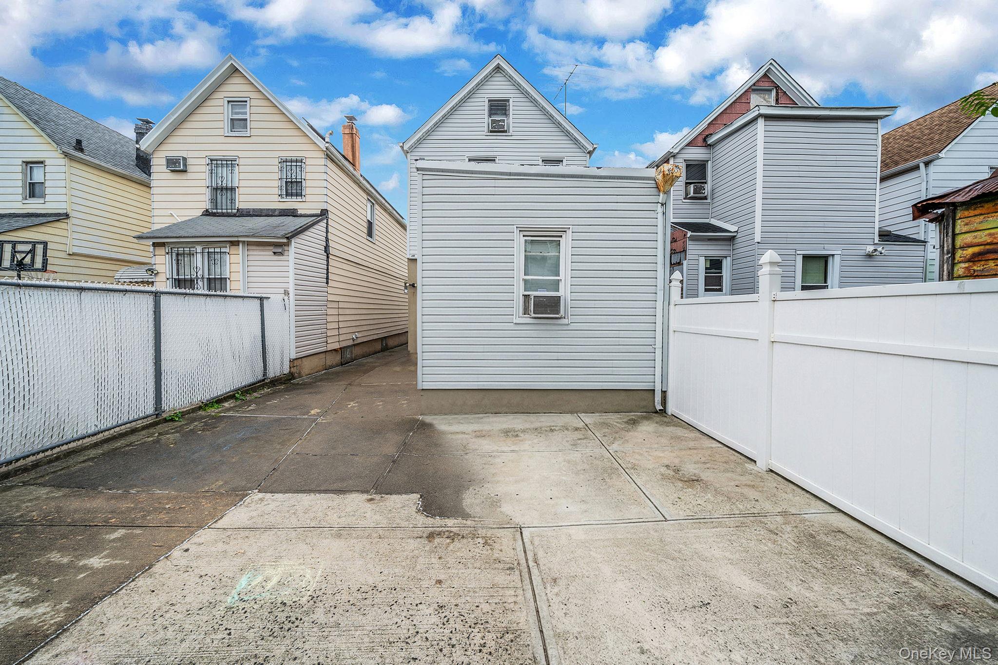 23-47 101st Street Property Photo 5