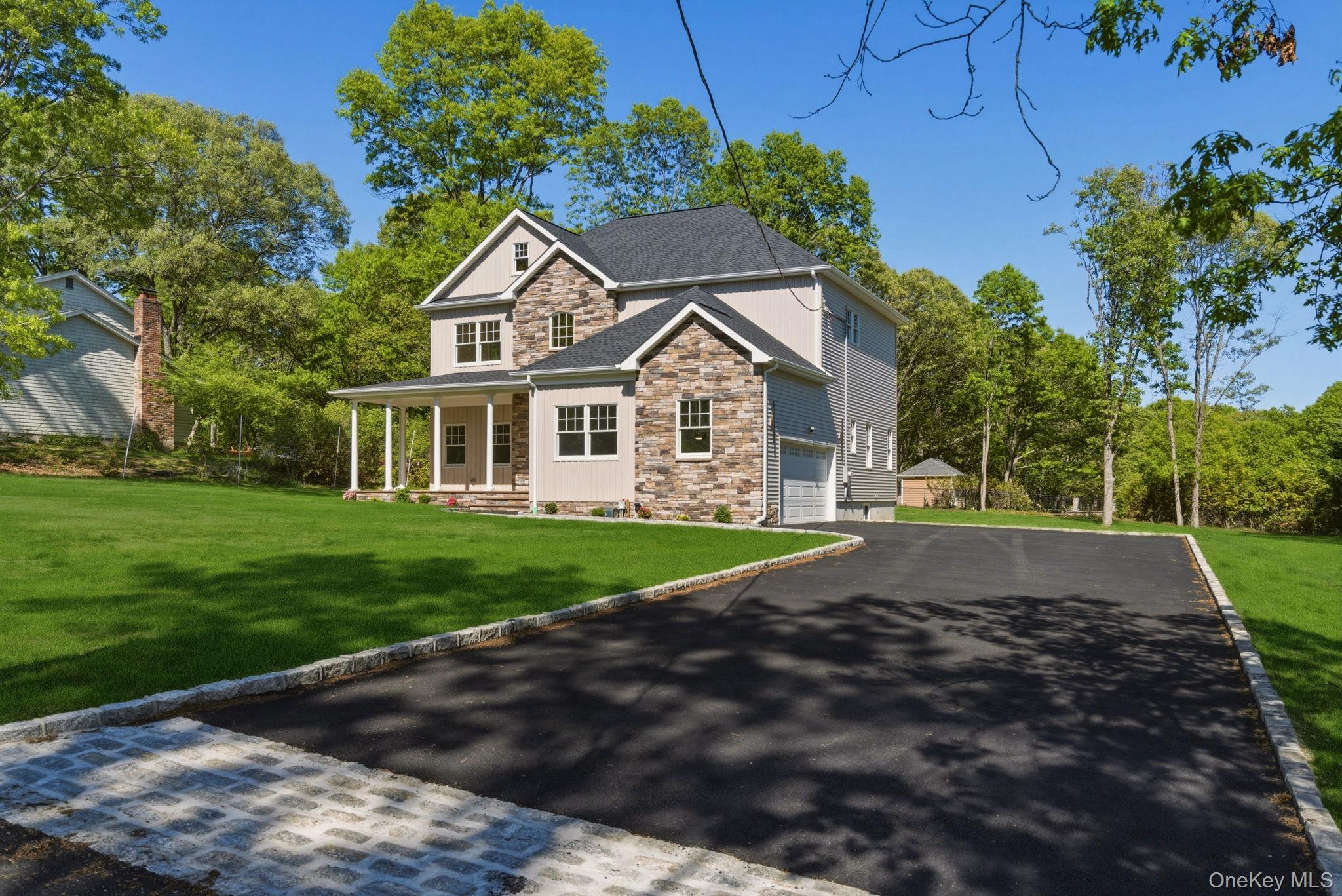 95 Grassy Pond Drive Property Photo 2