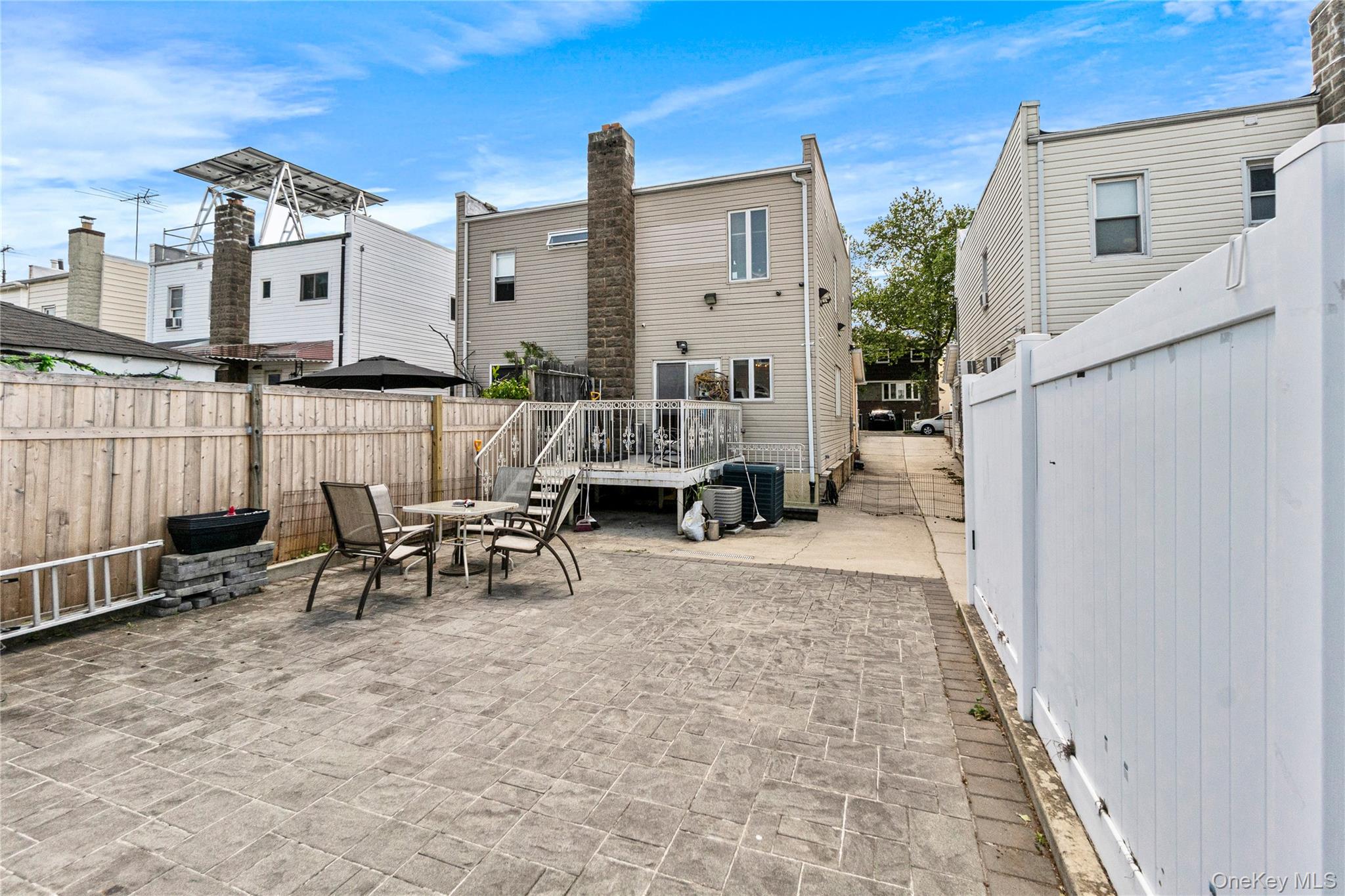 2049 E 71st Street Property Photo 16