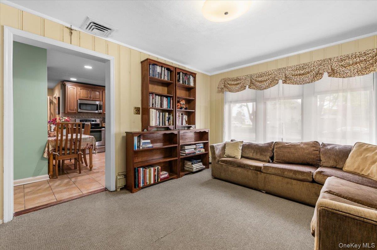 57 Meeting Lane Property Photo 13