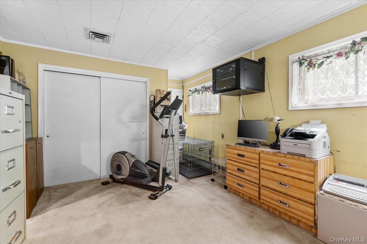 57 Meeting Lane Property Photo 17