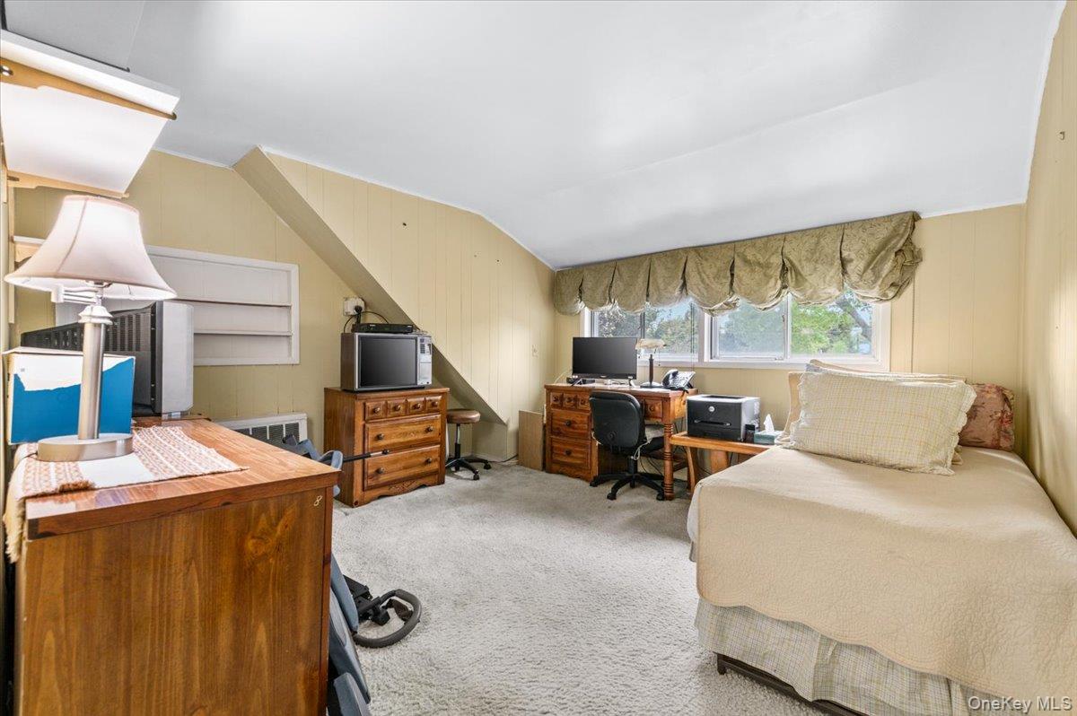 57 Meeting Lane Property Photo 22