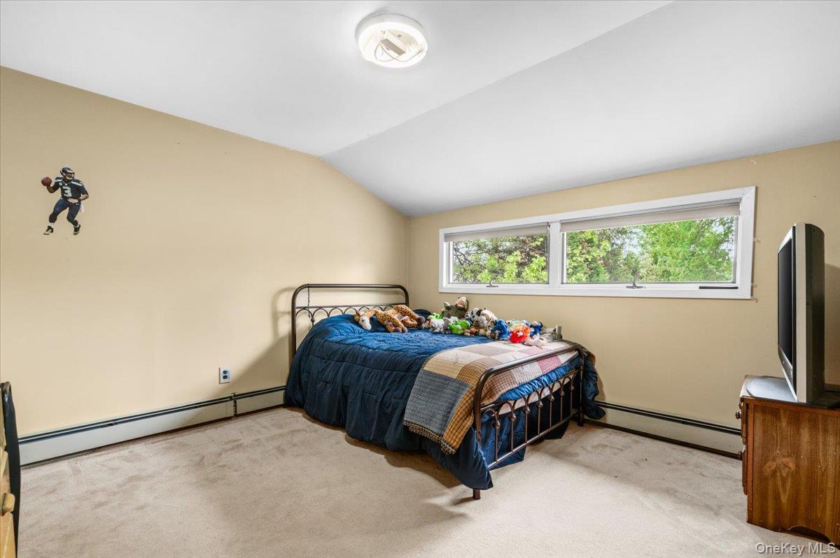 57 Meeting Lane Property Photo 25