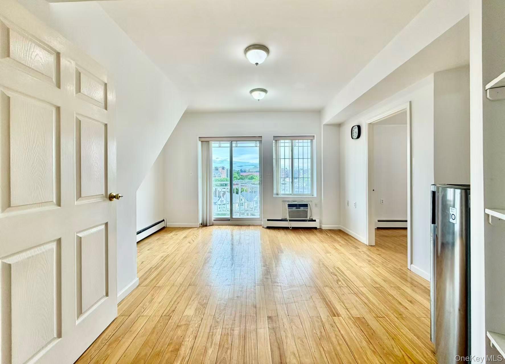 82-15 Queens Boulevard Ph-b Property Photo 8