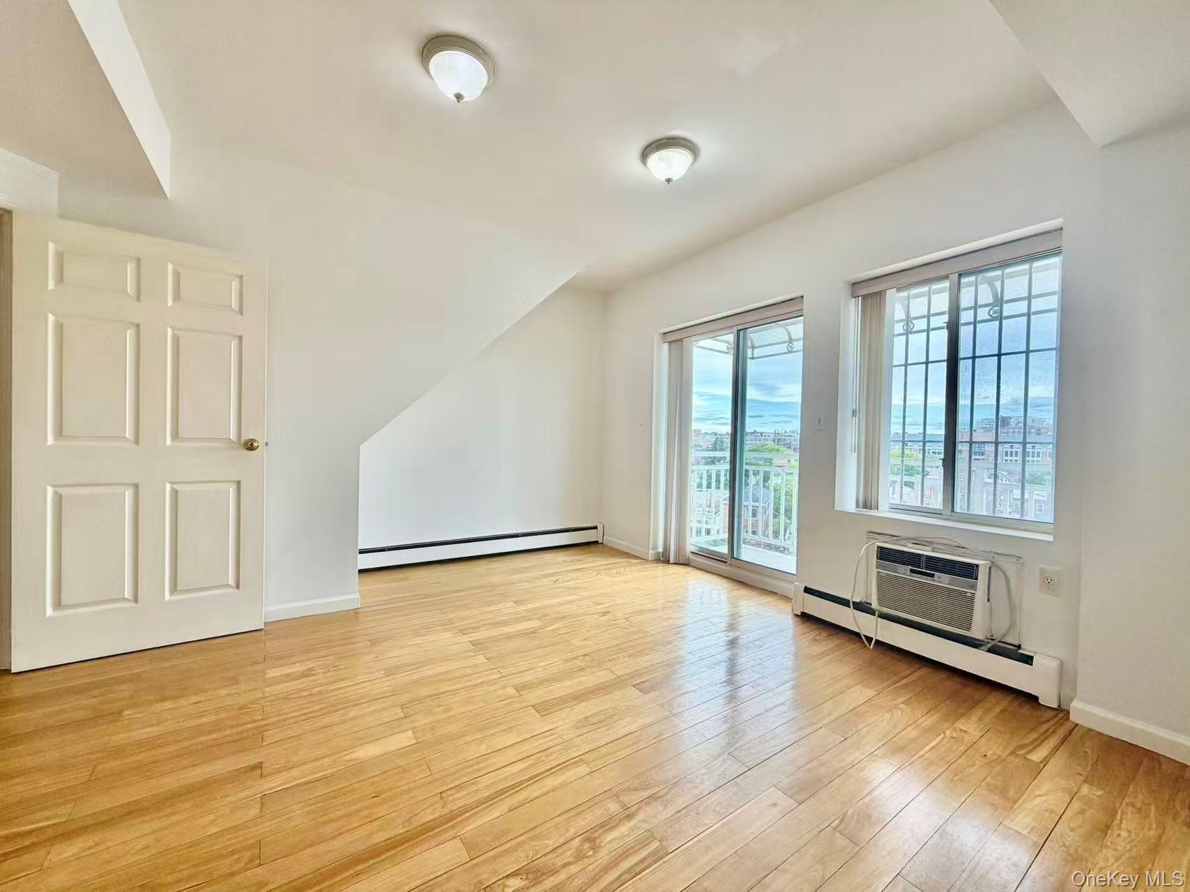 82-15 Queens Boulevard Ph-b Property Photo 9