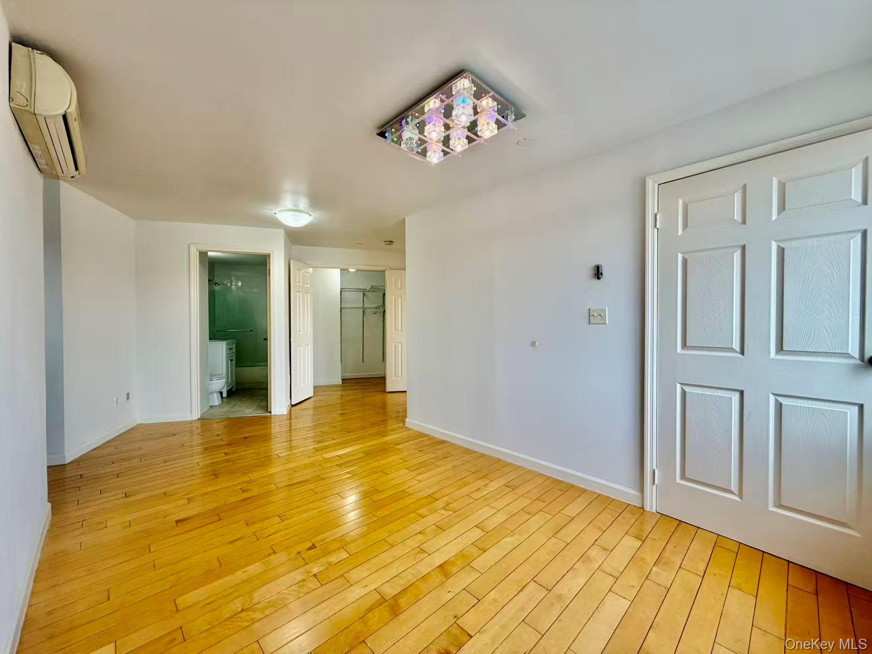 82-15 Queens Boulevard Ph-b Property Photo 16