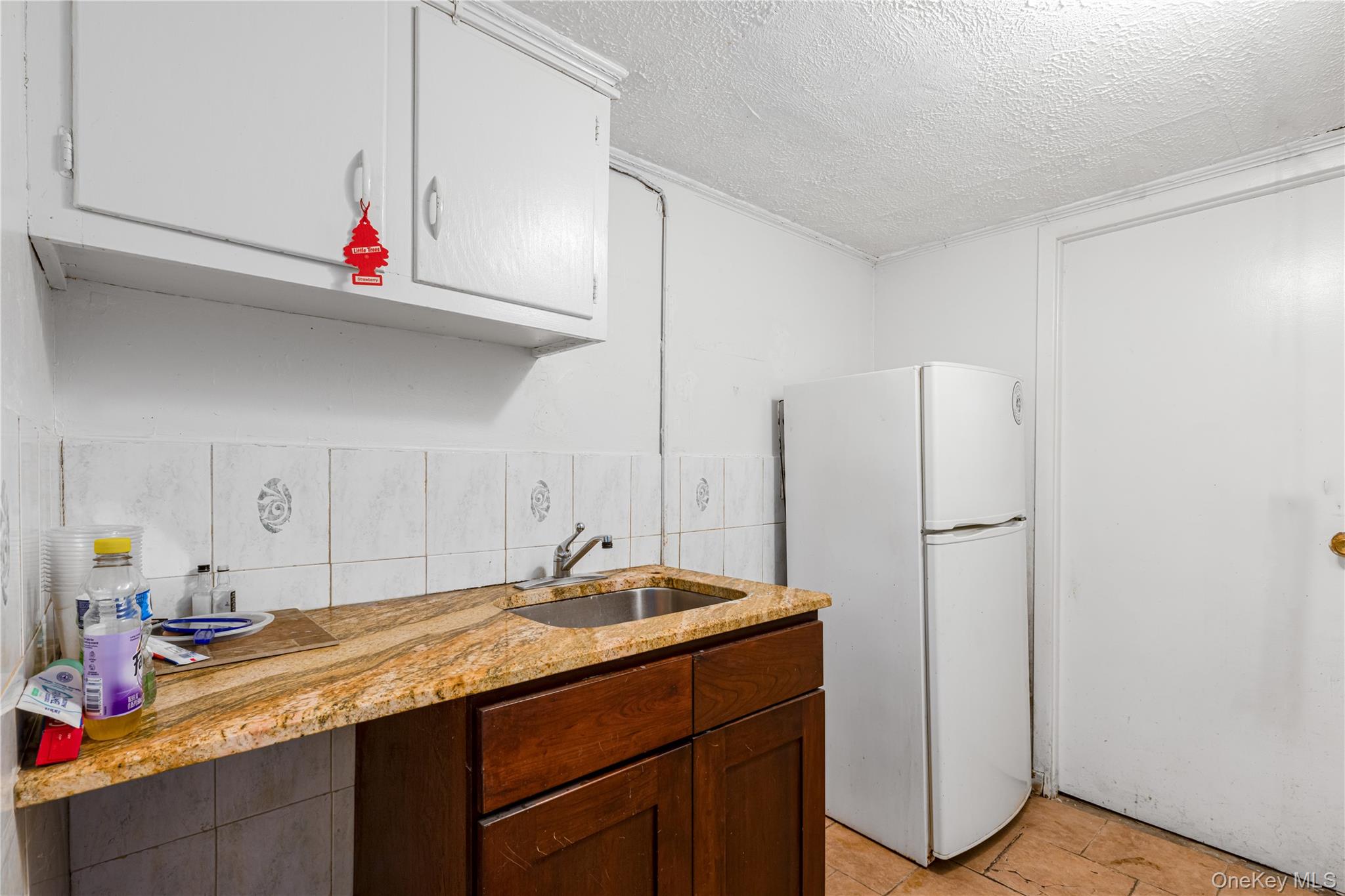 7141 Loubet Street Property Photo 6