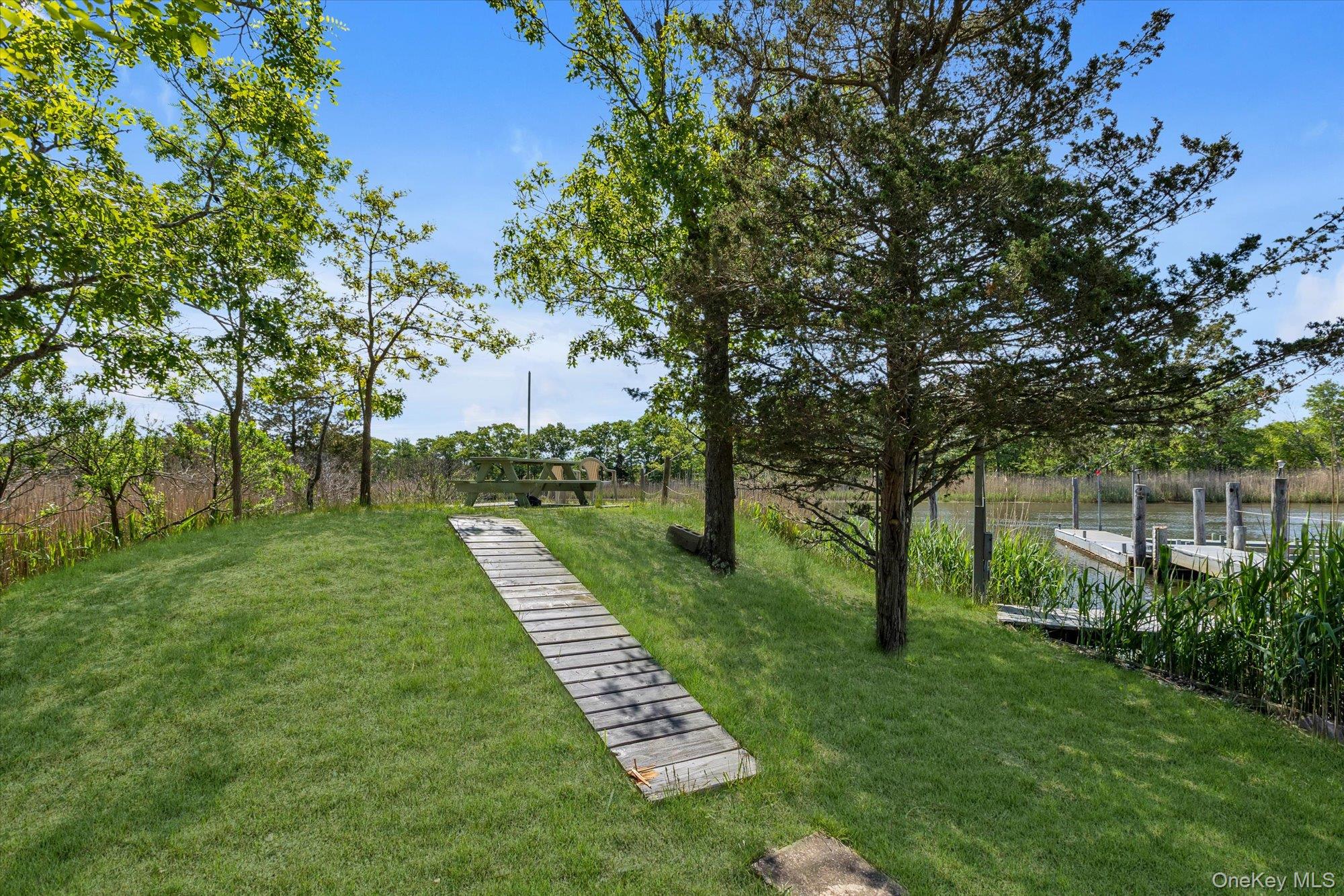 37 Corwell Avenue Property Photo 4