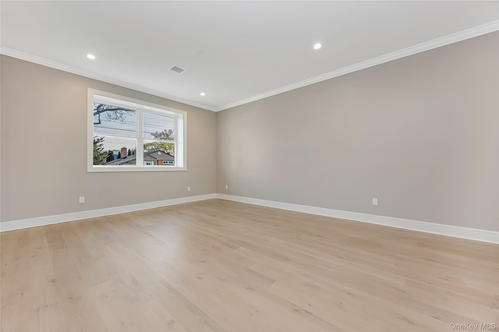 224 Oconnell Street Property Photo 6