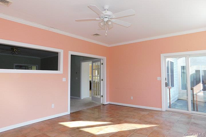 1036 Benjamin Van Keuren Drive Property Photo 10