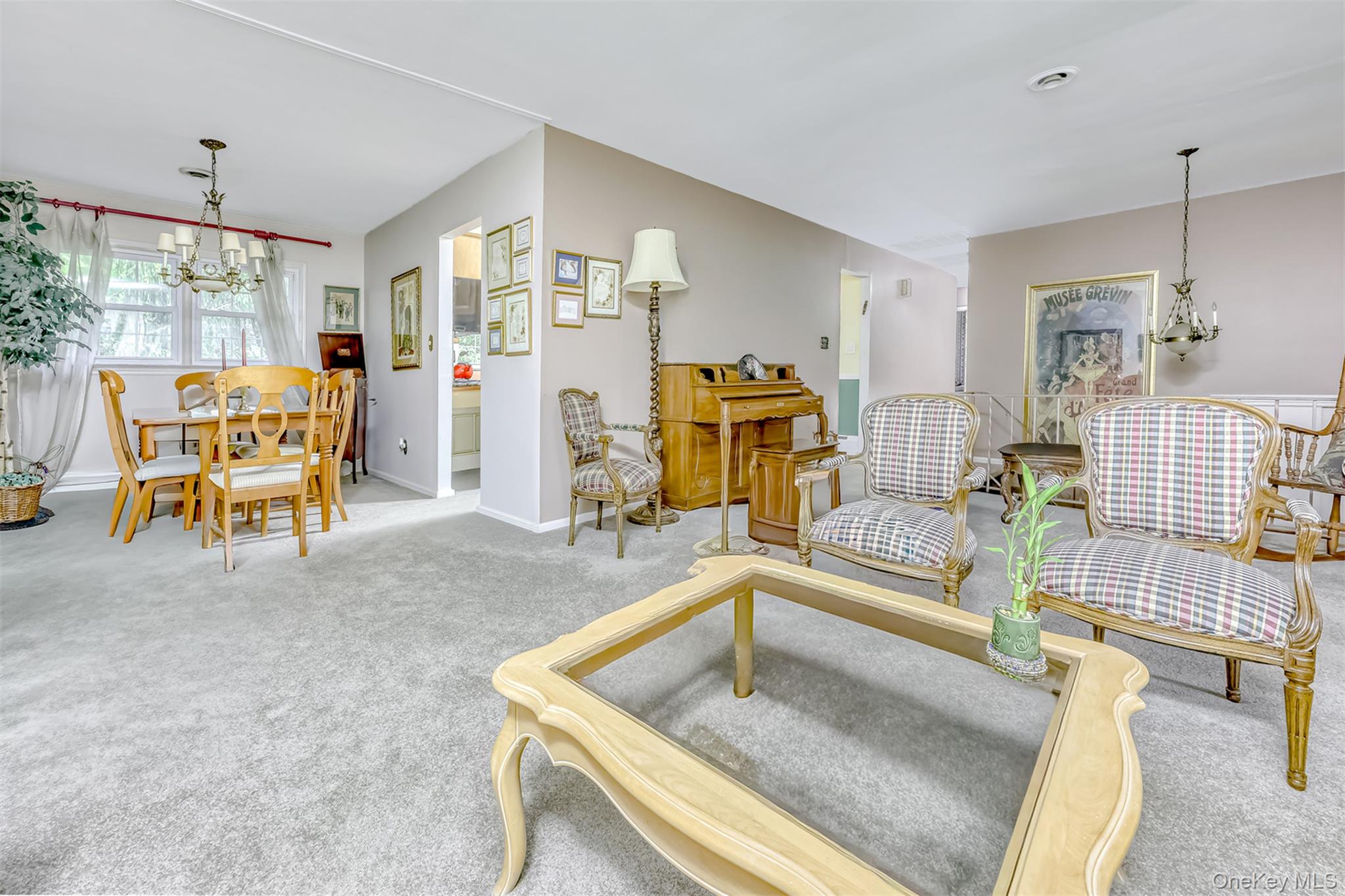 32 Charlotte Drive Property Photo 10