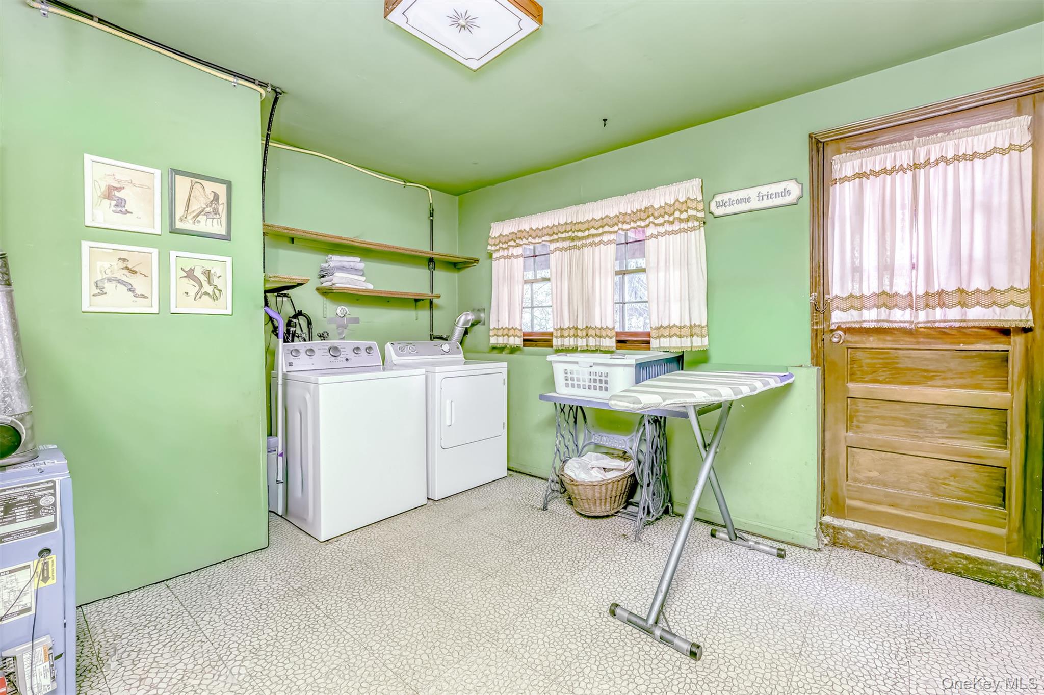 32 Charlotte Drive Property Photo 23