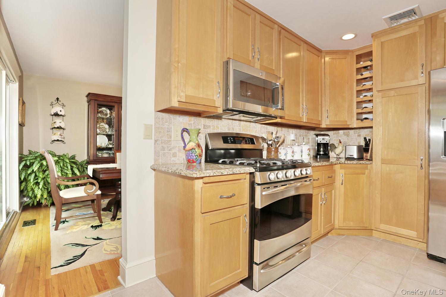 245 W Central Avenue Property Photo 12