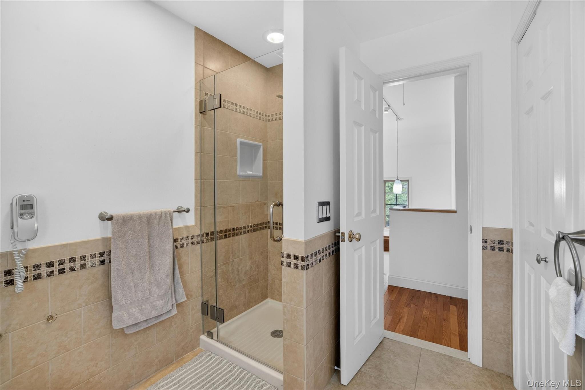 1225 Albany Post Road Property Photo 35