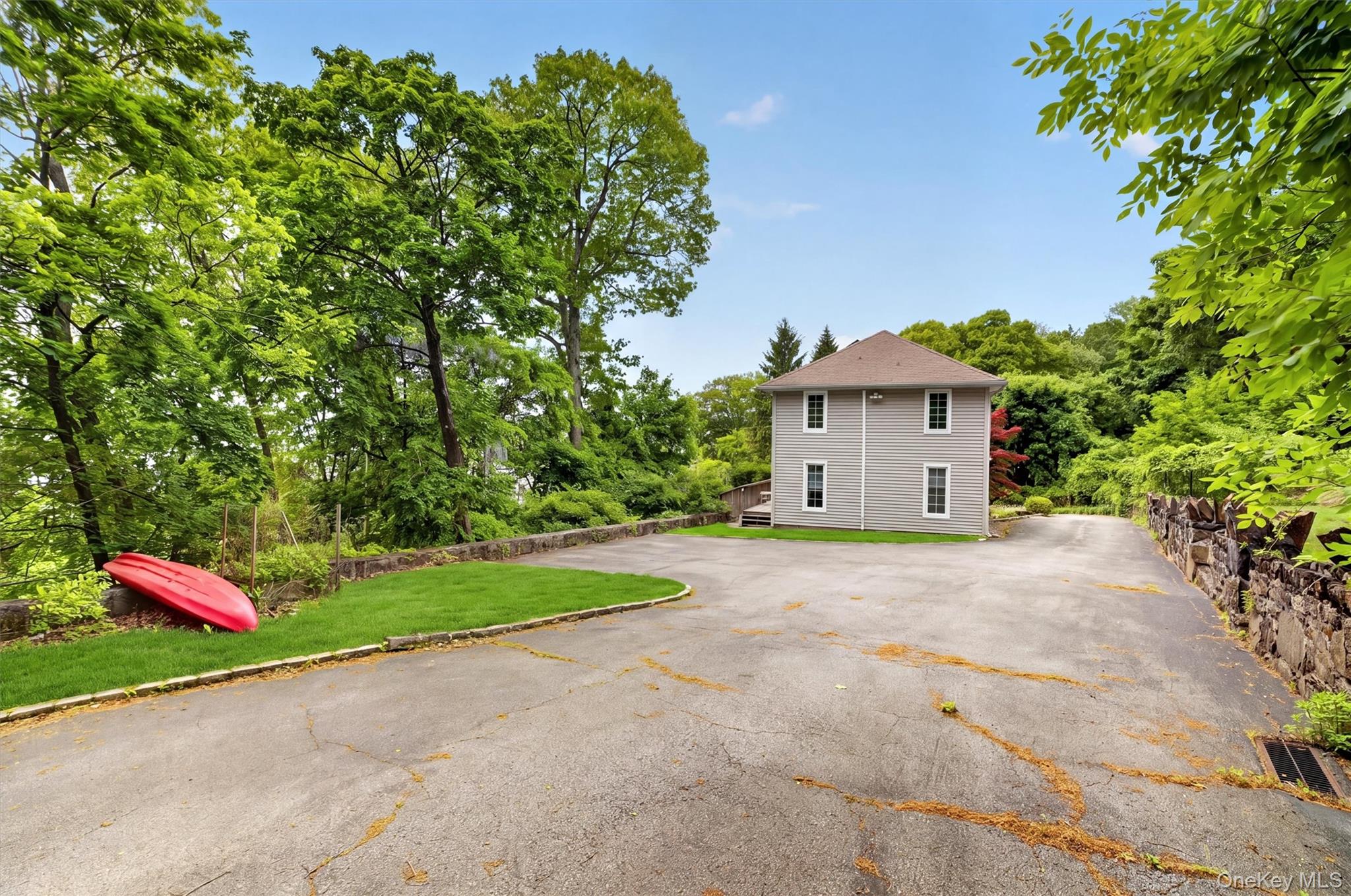 1225 Albany Post Road Property Photo 41