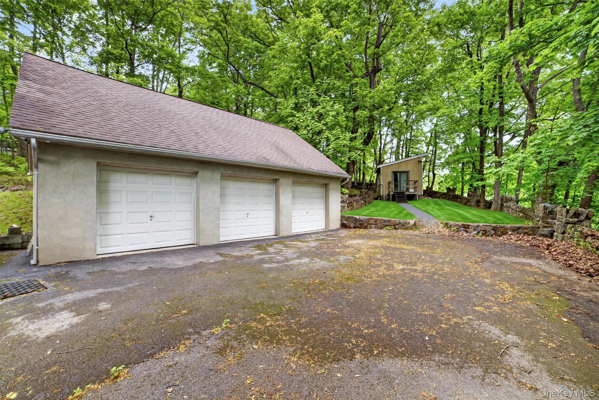 1225 Albany Post Road Property Photo 42