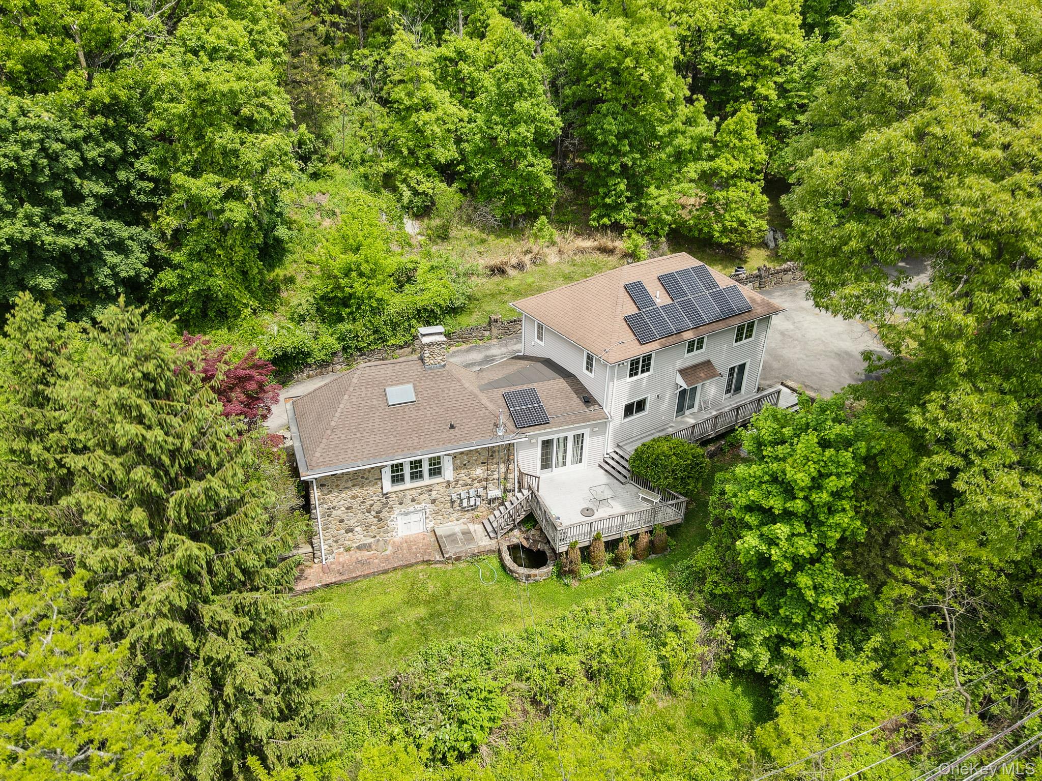 1225 Albany Post Road Property Photo 46