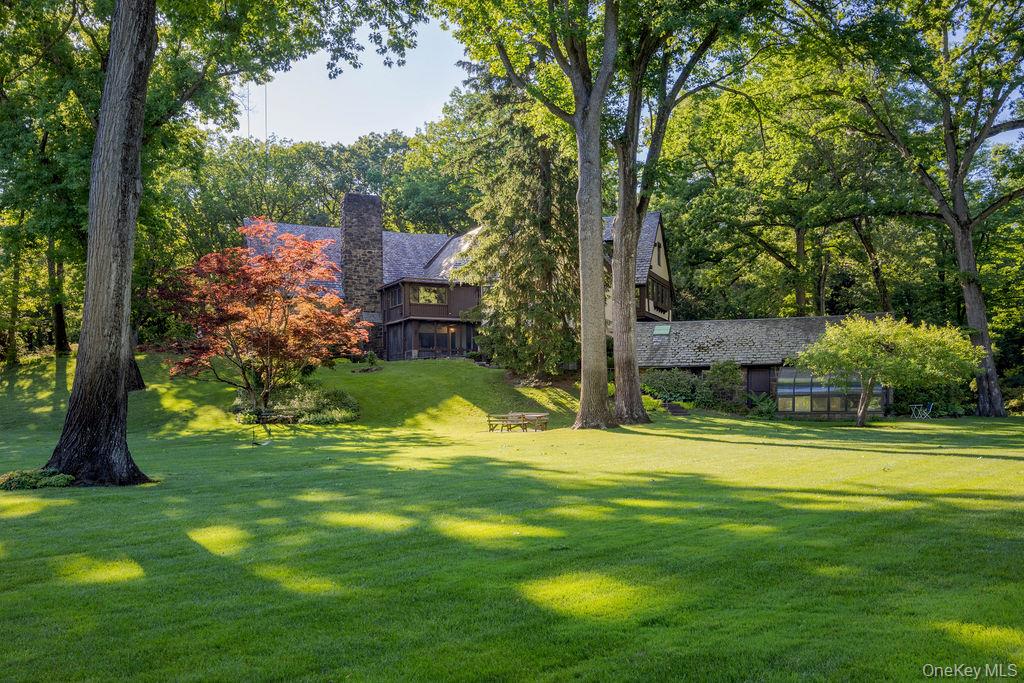 335 Croton Dam Road Property Photo 4