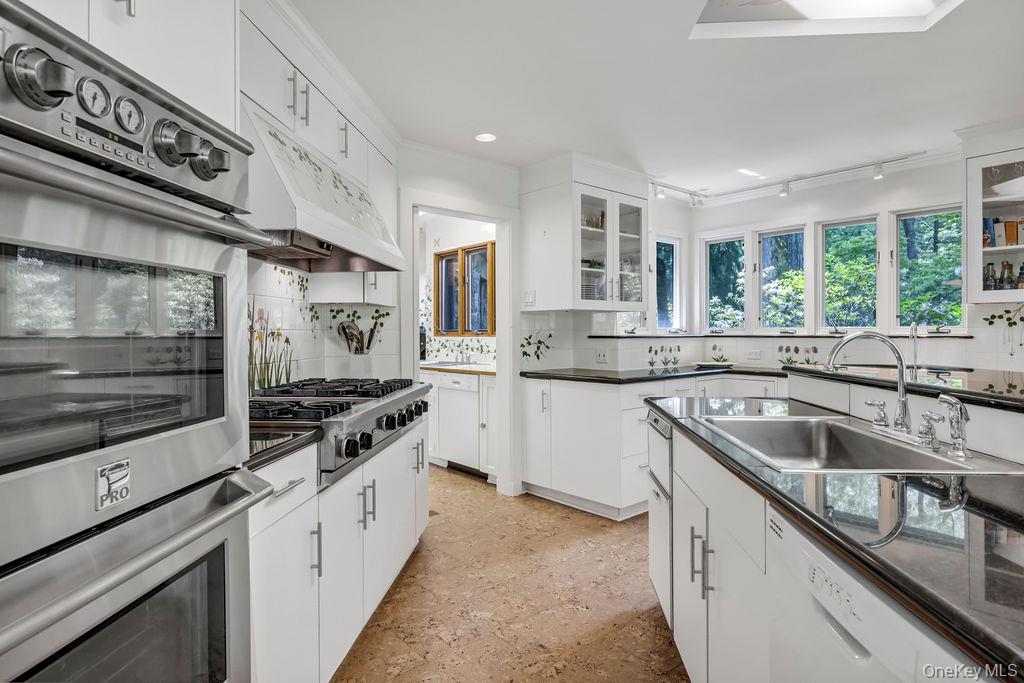 335 Croton Dam Road Property Photo 17