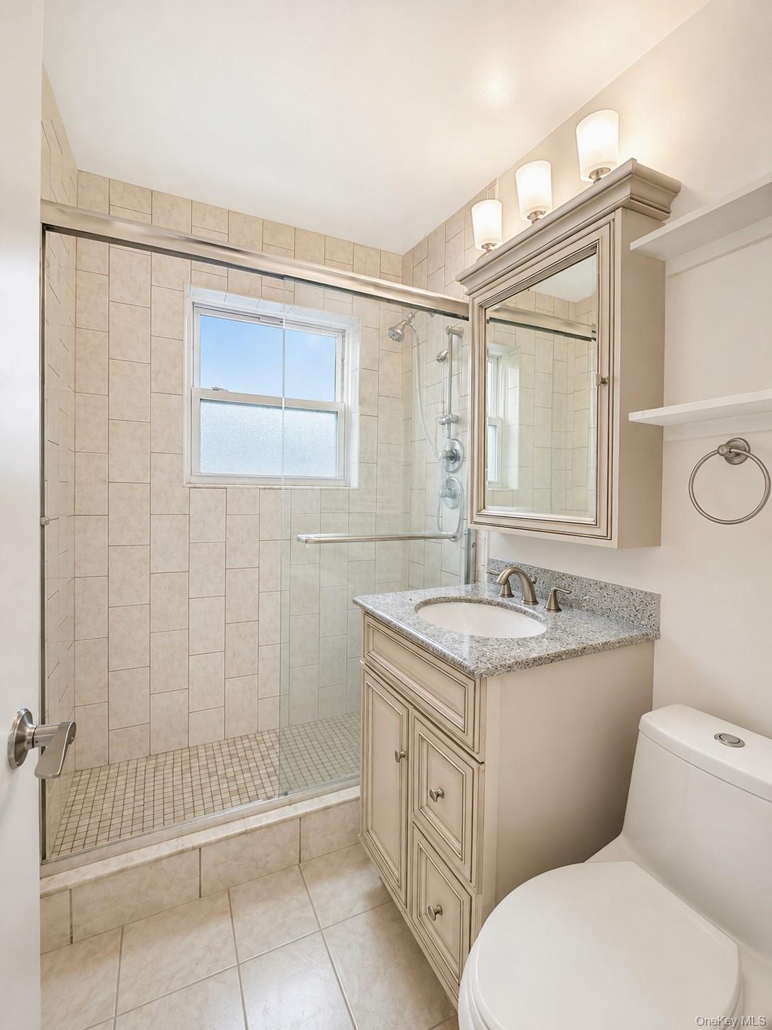 7012 Kissena Boulevard 102a Property Photo 7