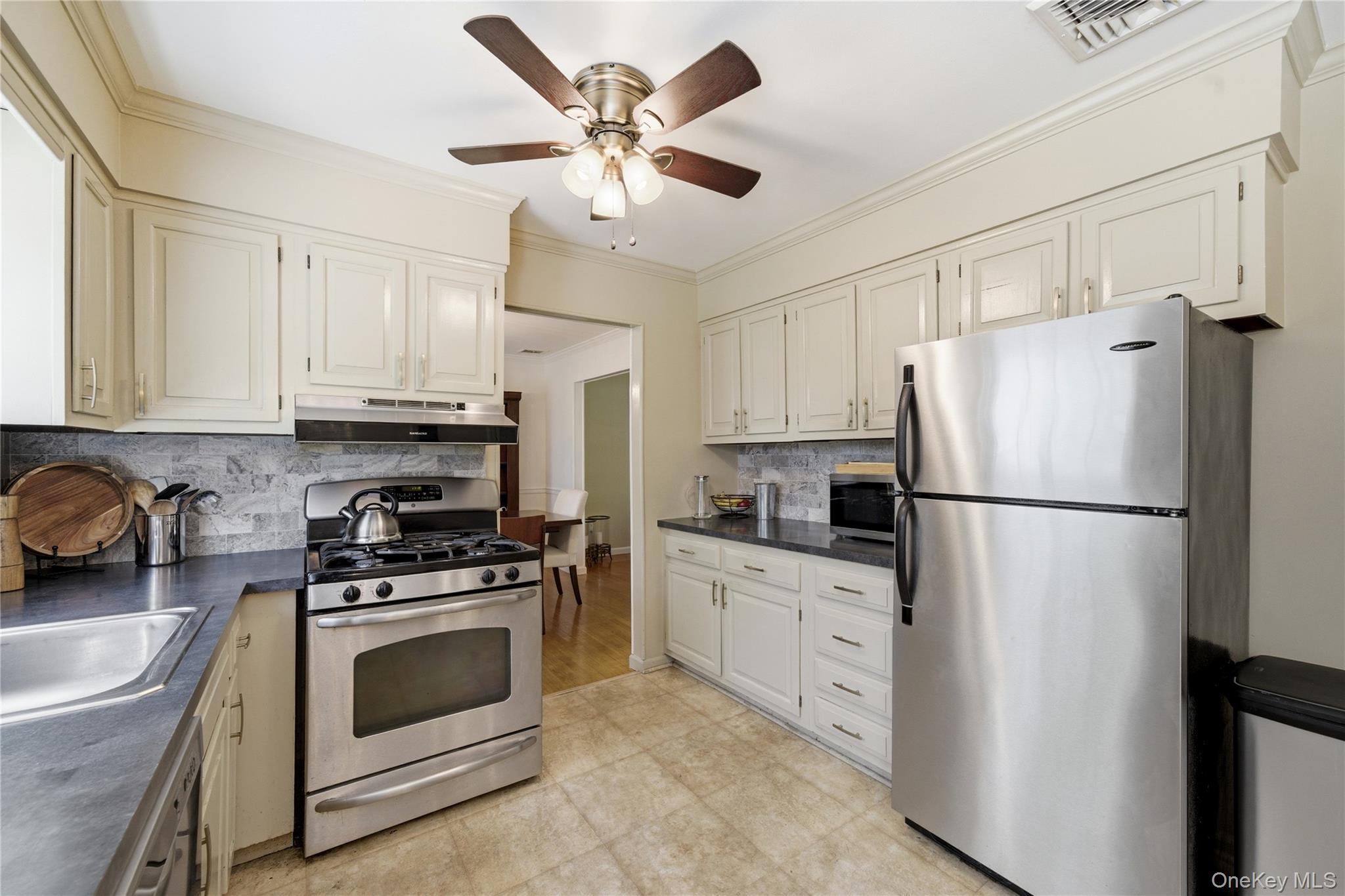 189 Cambon Avenue Property Photo 13