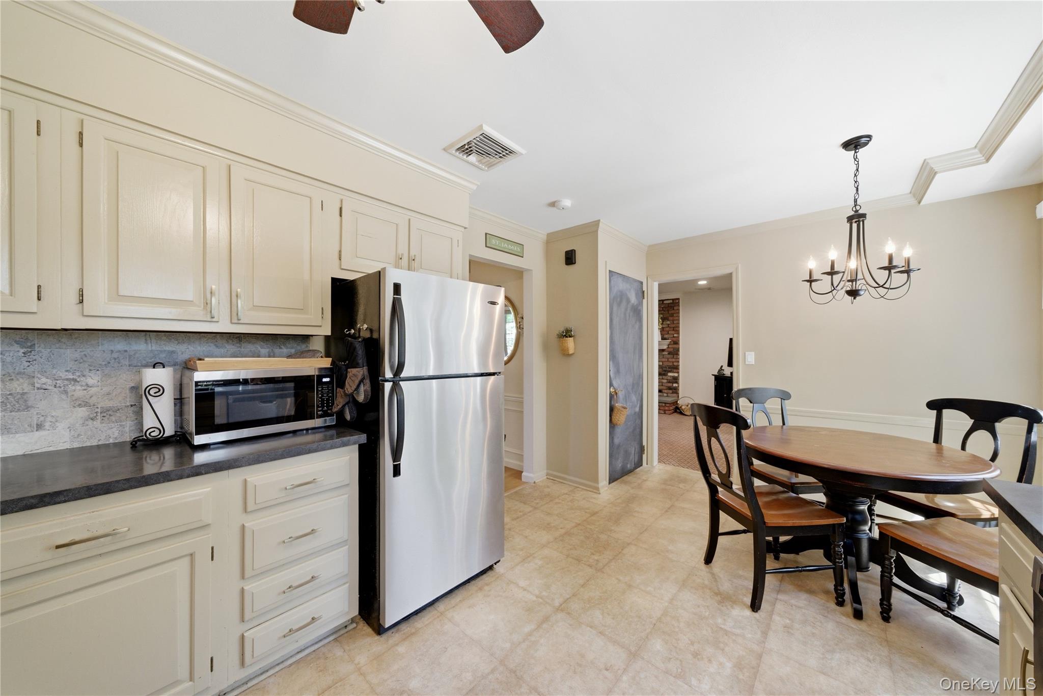 189 Cambon Avenue Property Photo 14
