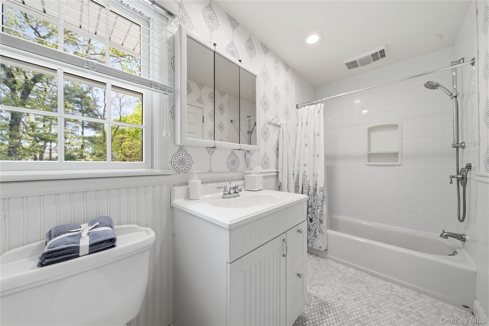 189 Cambon Avenue Property Photo 31