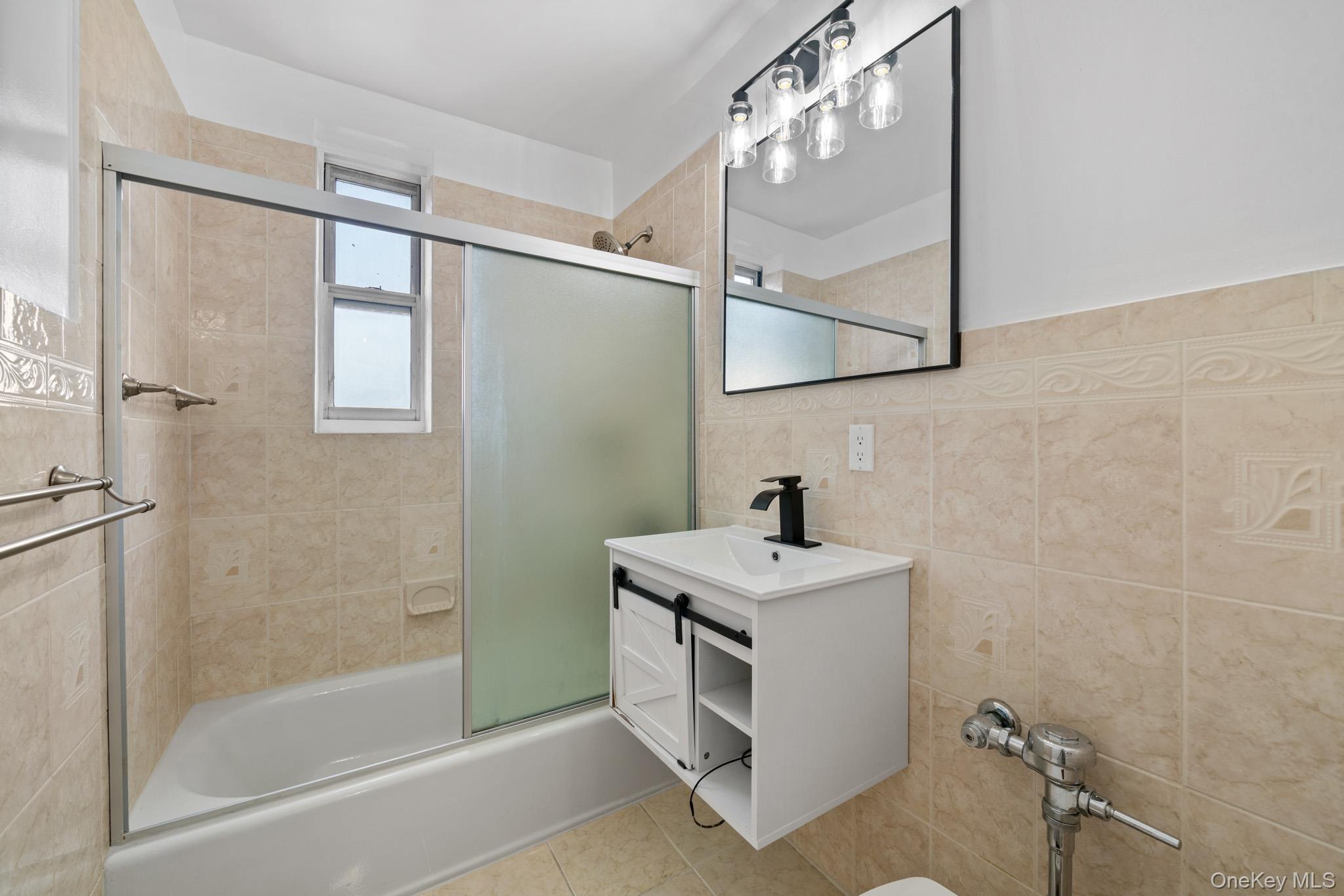 300 N Broadway 6g Property Photo 12