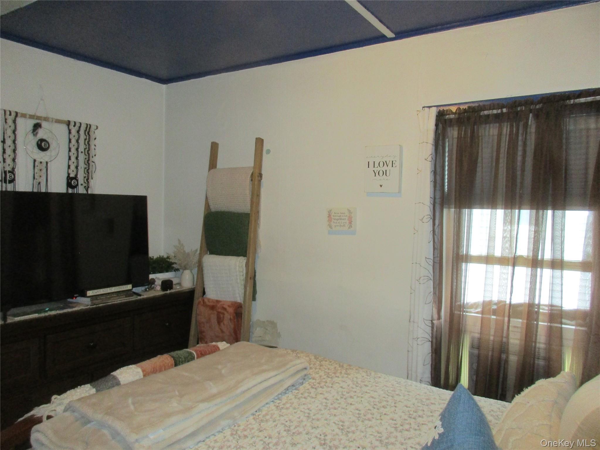 14 West Street Property Photo 11