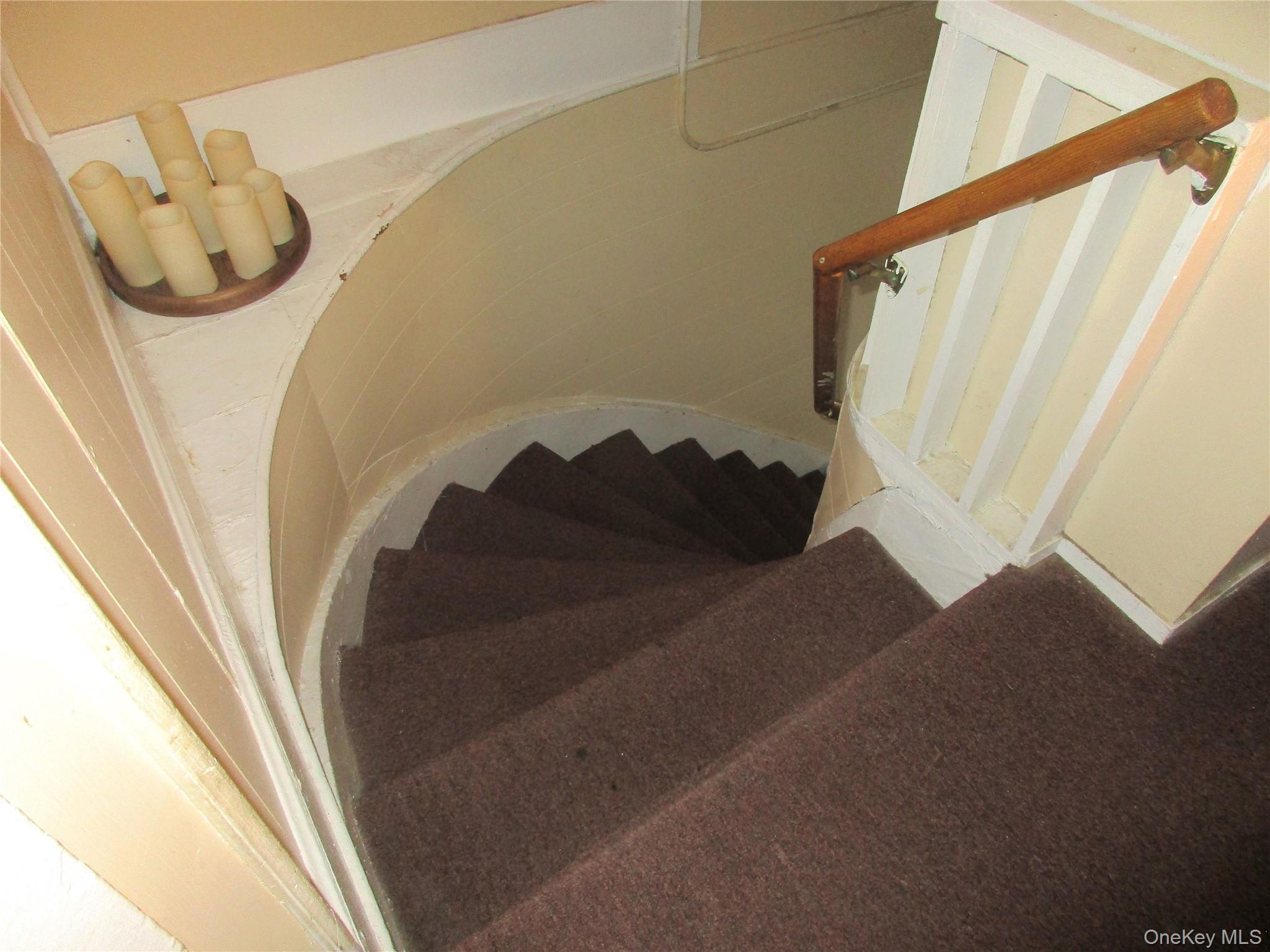 14 West Street Property Photo 15