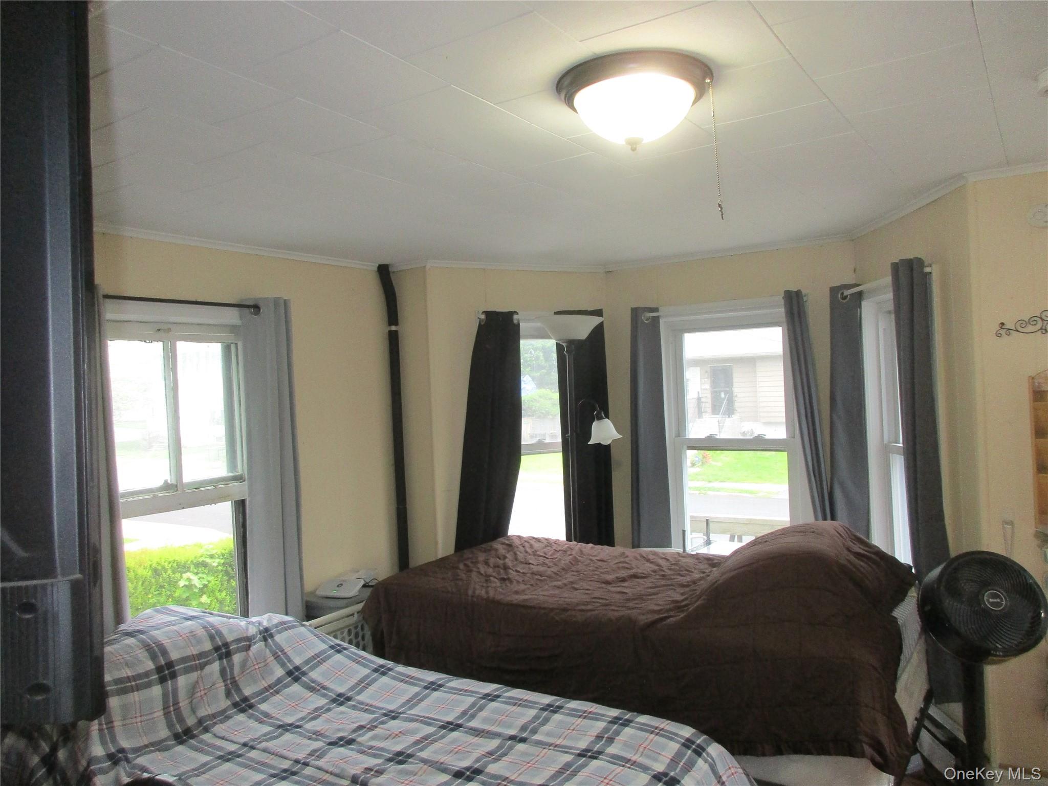 14 West Street Property Photo 17