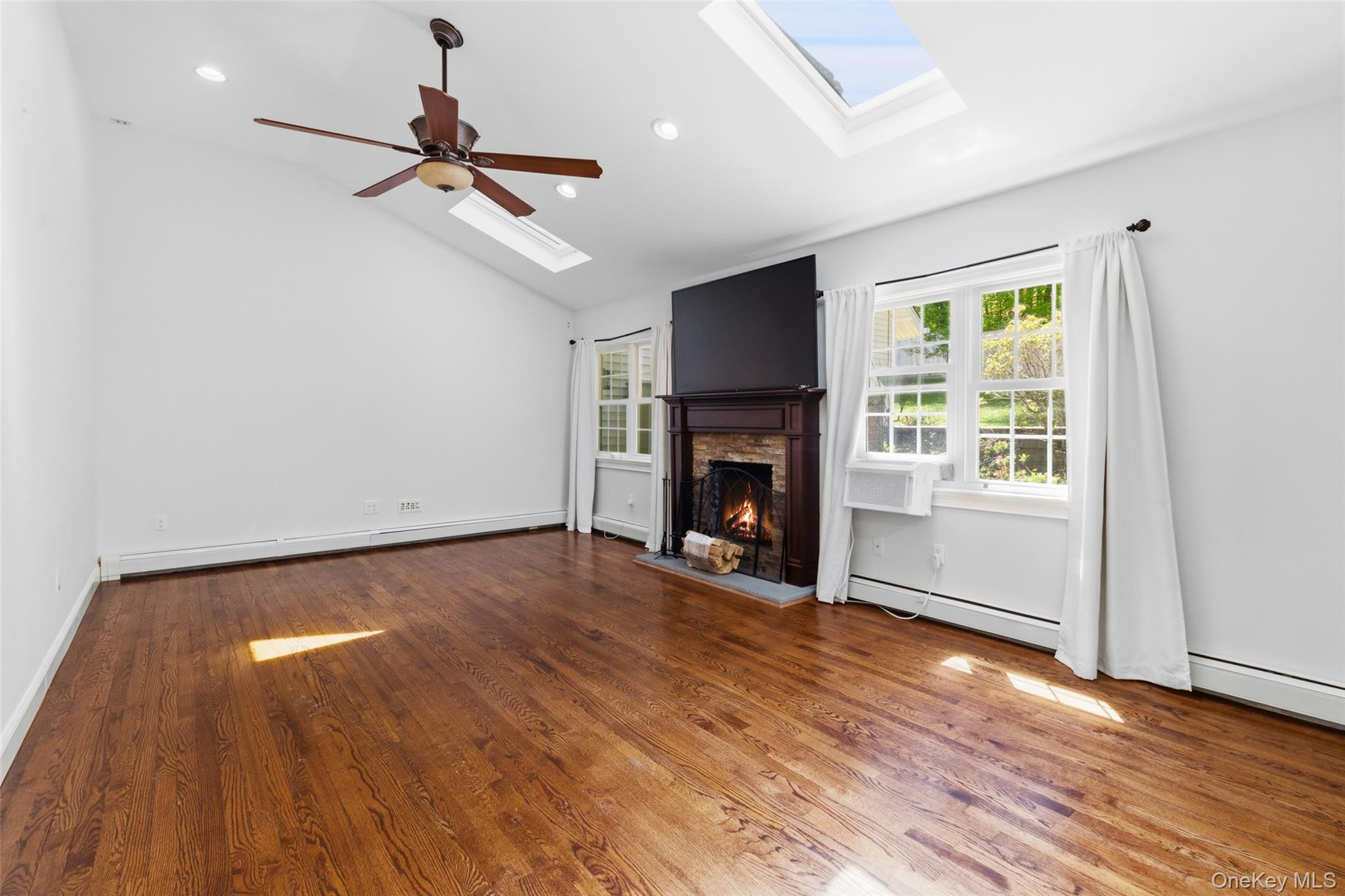 2 Watergate Drive Property Photo 6