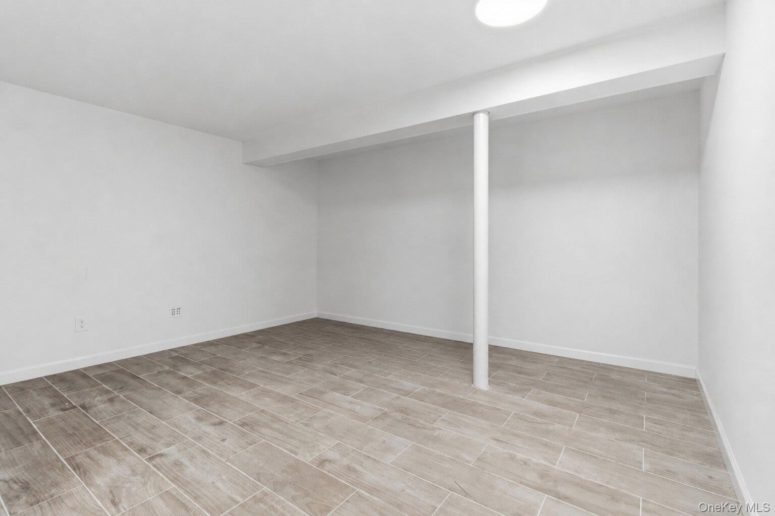 2 Watergate Drive Property Photo 31