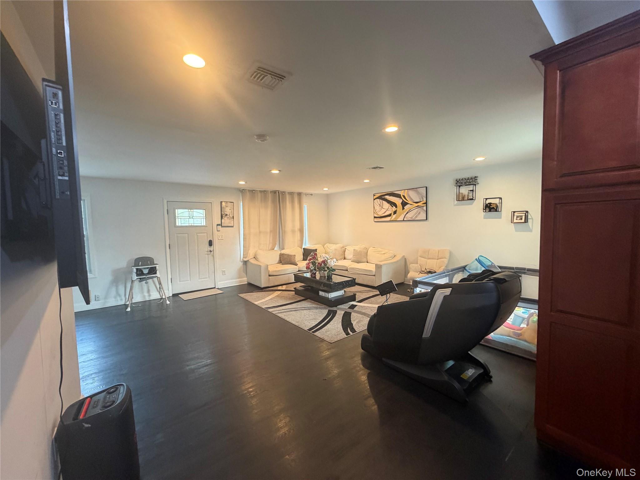 1013 Merriam Road Property Photo 3