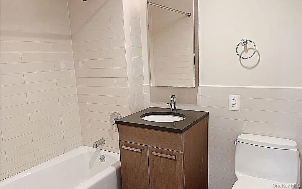 1215 Broadway 603 Property Photo 6