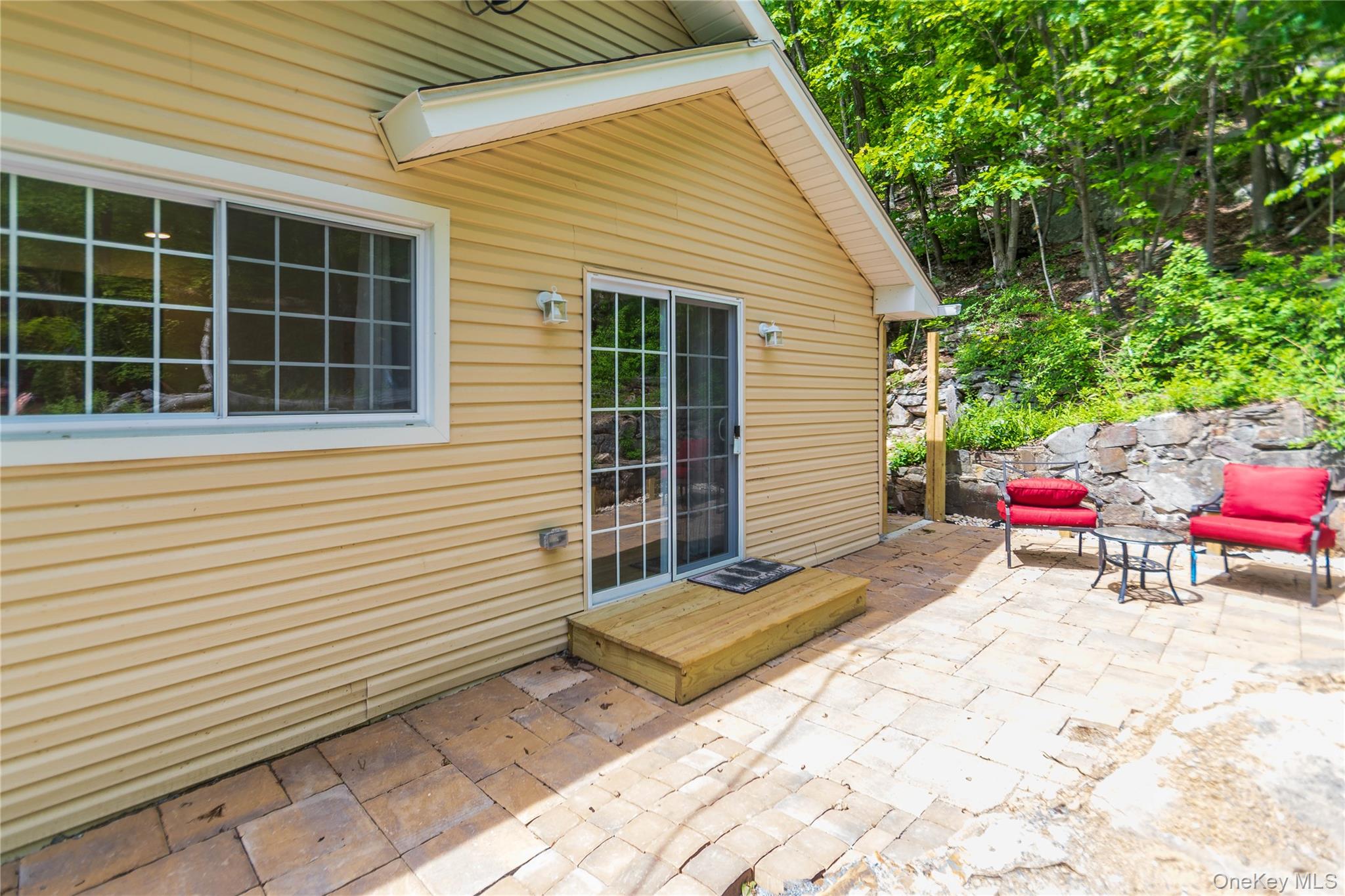 71 Deer Trail Property Photo 5