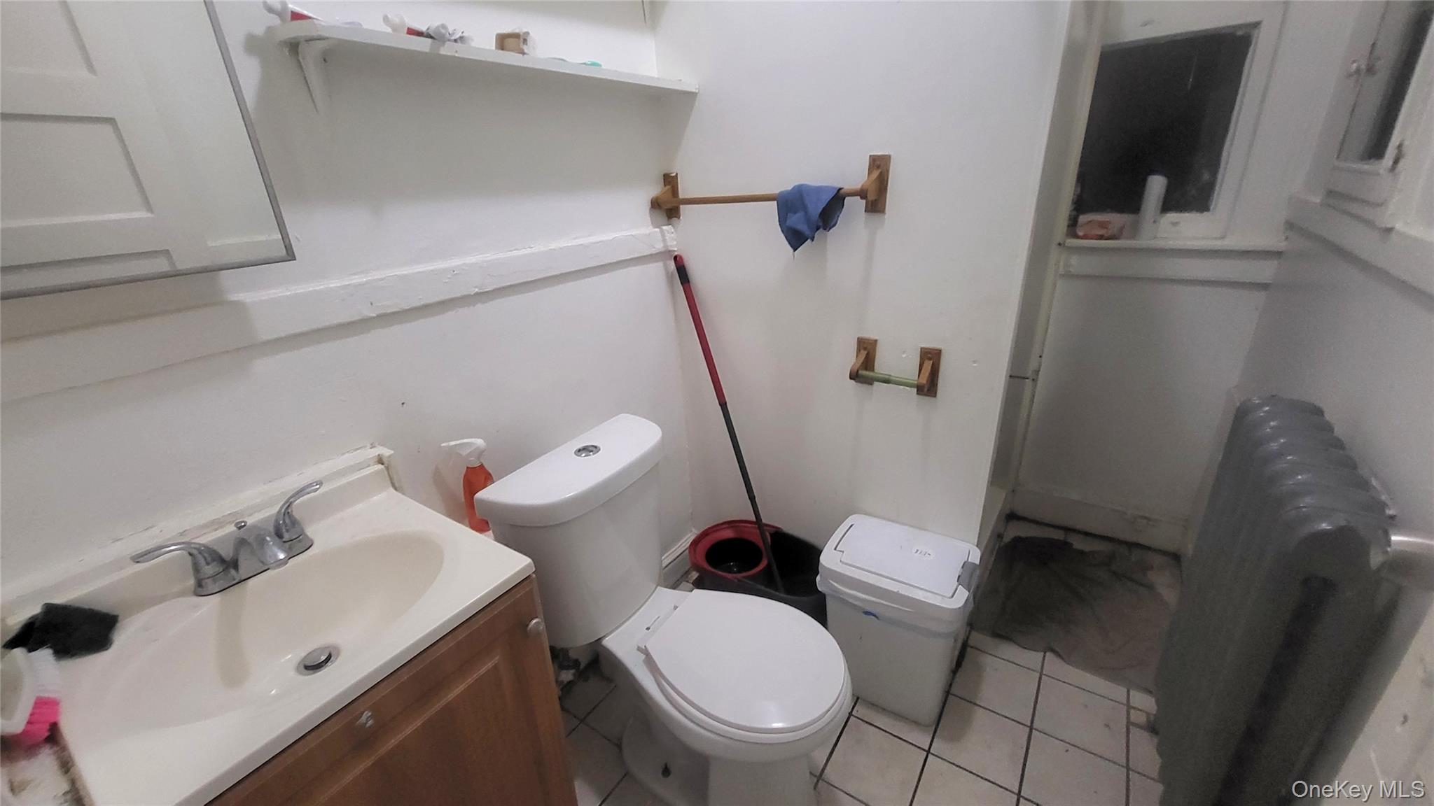242 Mansion Street Property Photo 45