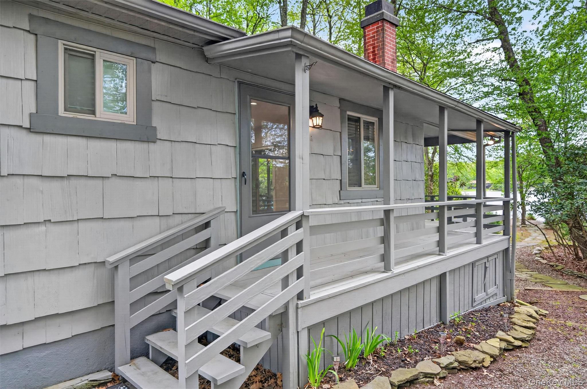 117 Lake Shore Drive Property Photo 8