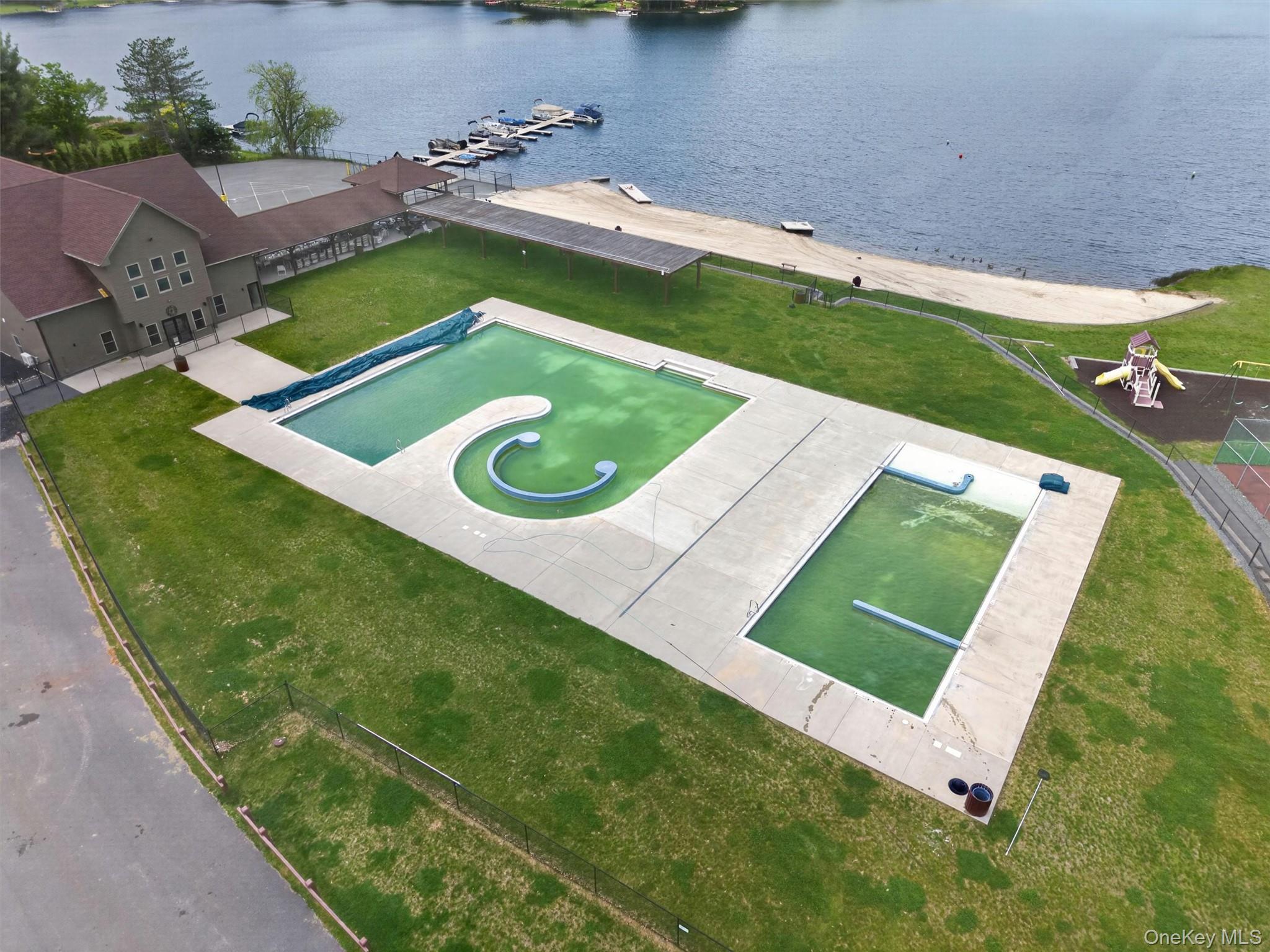 117 Lake Shore Drive Property Photo 47