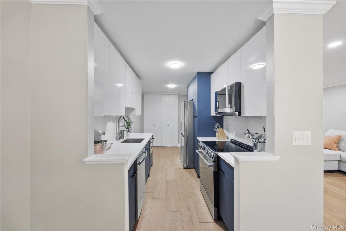 107 N Broadway 213 Property Photo 7