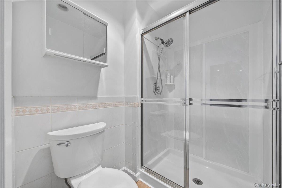 107 N Broadway 213 Property Photo 18