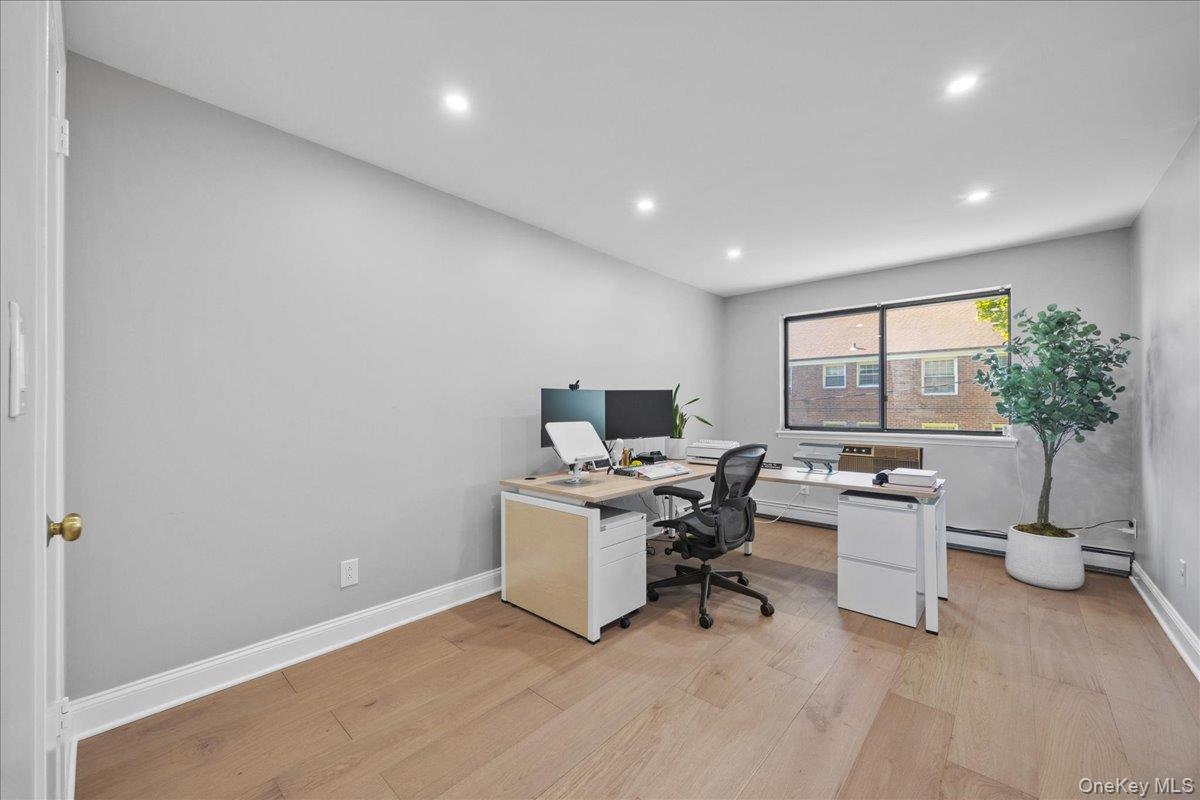 107 N Broadway 213 Property Photo 20