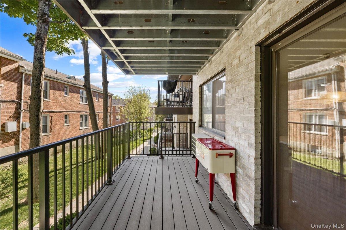107 N Broadway 213 Property Photo 22