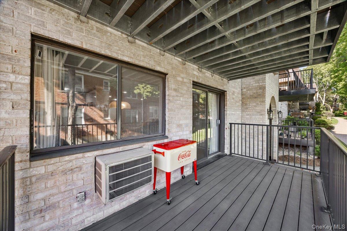 107 N Broadway 213 Property Photo 23
