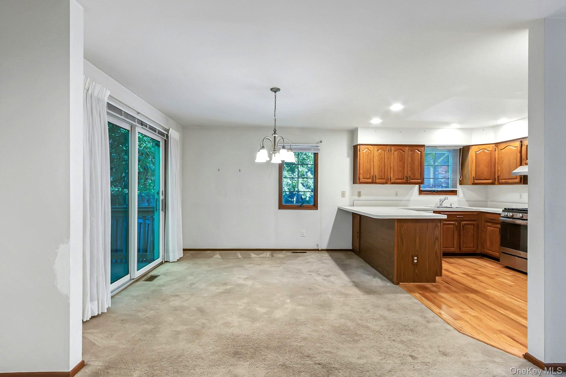 8 Village Gate Way 8 Property Photo 6