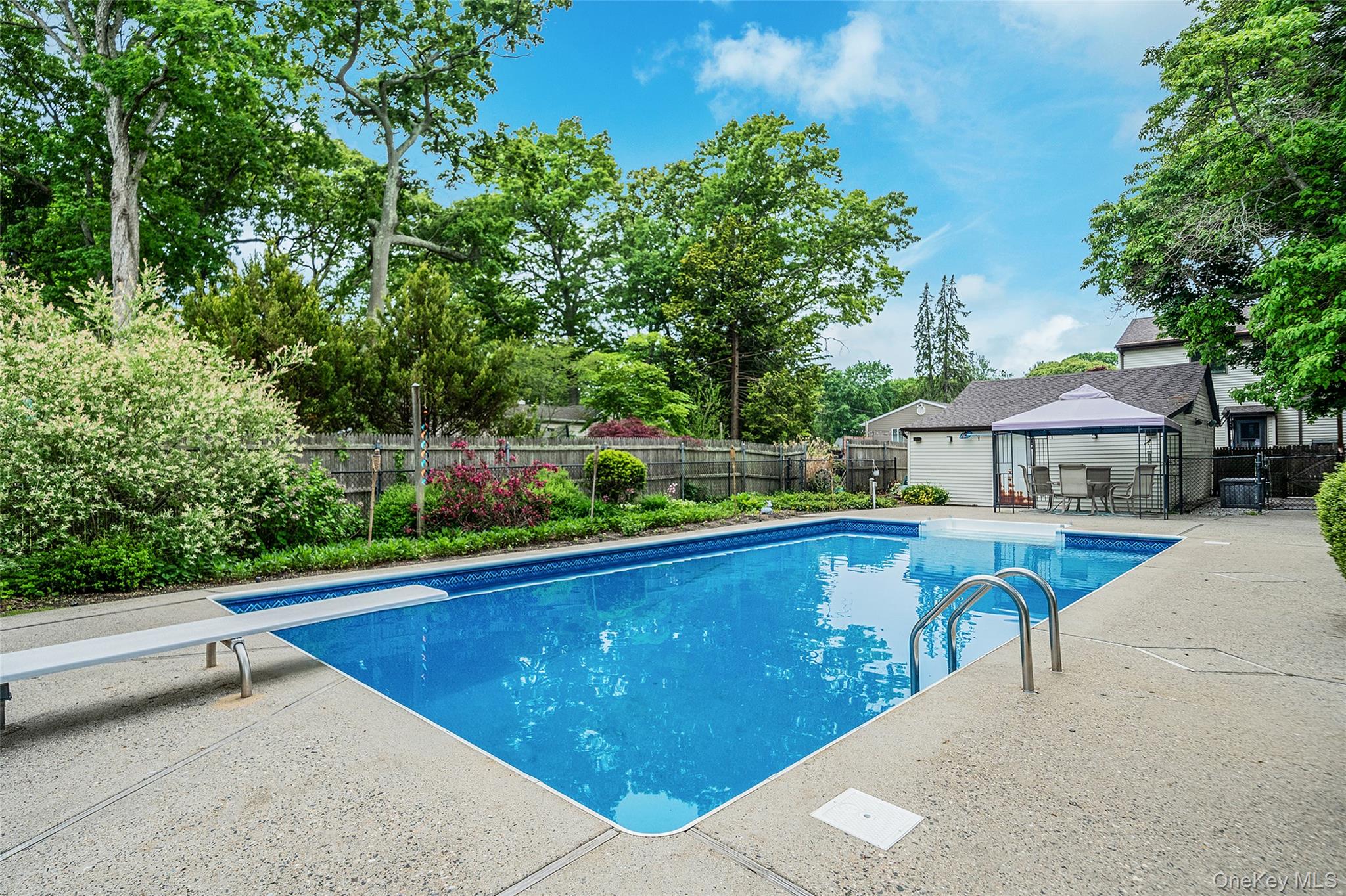 1333 Boston Avenue Property Photo 1