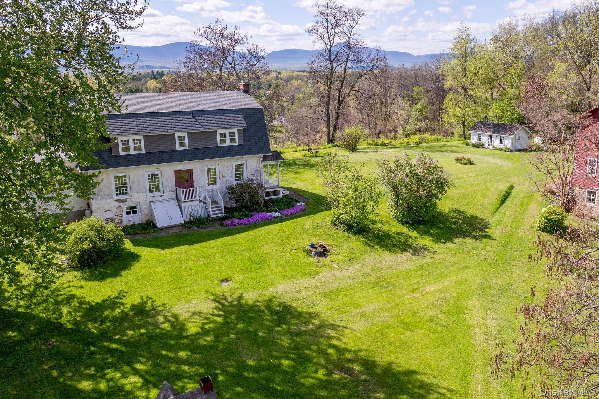 5020 Route 9g Property Photo 1