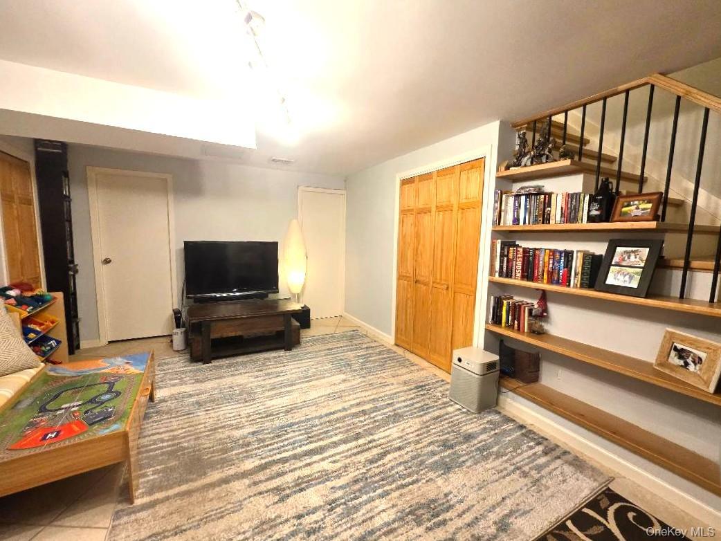 565 Avenue A 104 Property Photo 16